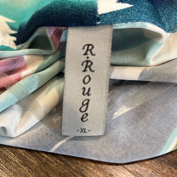 #212 R.Rouge Aztec printed sleeveless cover-up/guardian size XL - Picture 11 of 11